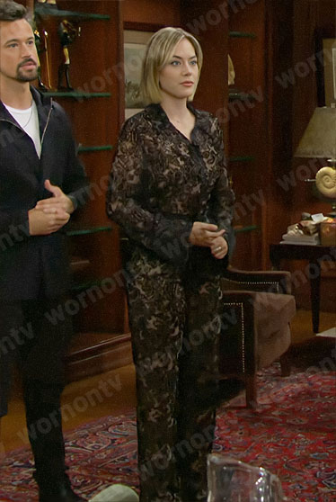 Hope's black paisley shirt and pants set on The Bold and the Beautiful