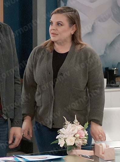 Maxie's olive v-neck cardigan with front pockets on General Hospital