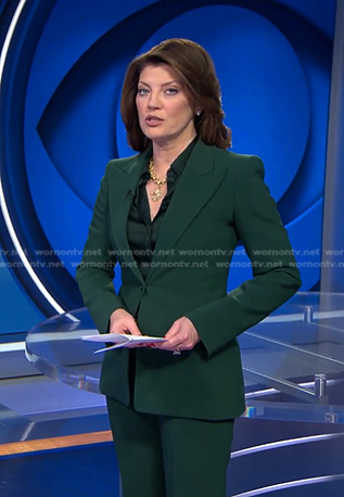 Norah's dark green pant suit on CBS Evening News