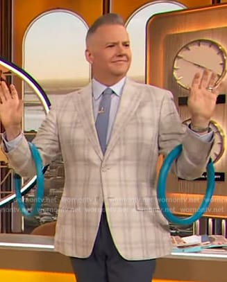 Ross's gray plaid blazer on The Drew Barrymore Show