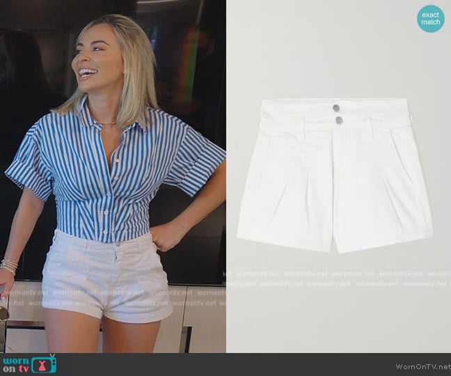 Veronica Beard Jaylen pleated denim shorts worn by Nicole Martin (Nicole Martin) on The Real Housewives of Miami