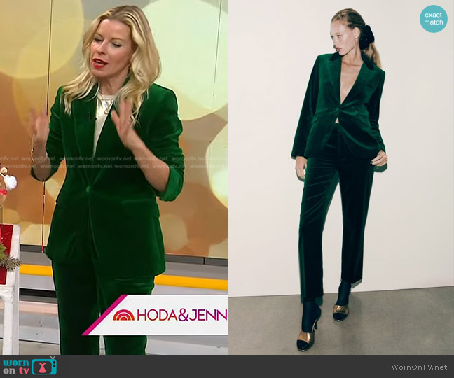 Zara Fitted Velvet Blazer worn by Meredith Sinclair on Today