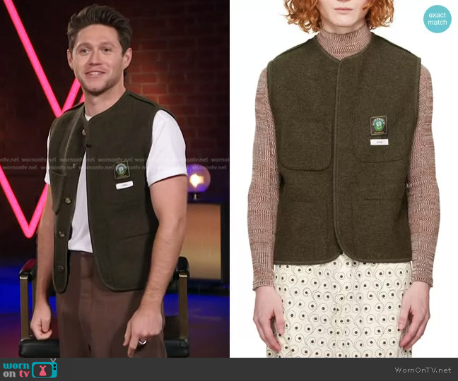 Rier Walker Vest in Khaki worn by Niall Horan on The Voice