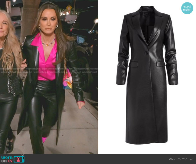 Alice + Olivia Macey Vegan Leather Long Blazer worn by Kyle Richards on The Real Housewives of Beverly Hills