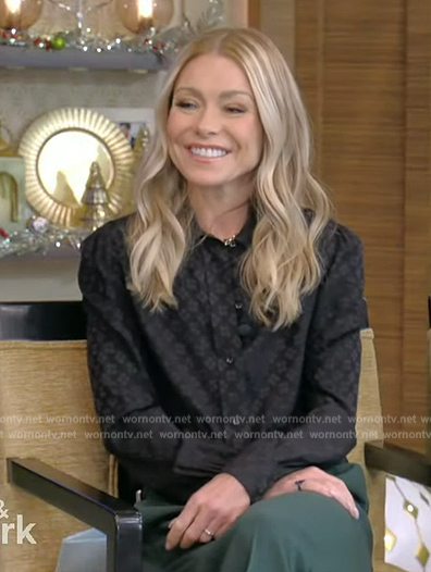 Kelly’s black printed blouse on Live with Kelly and Mark