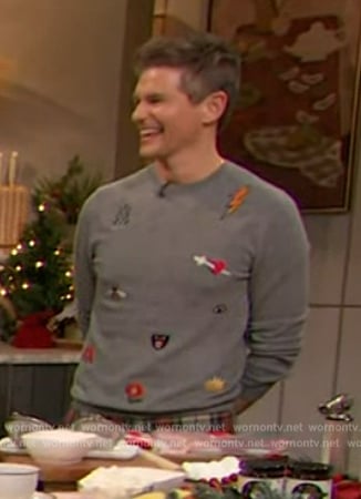 David Burtka’s gray embroidered sweater on The Drew Barrymore Show