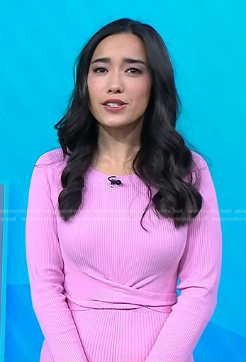 Emilie's pink ribbed dress on Today