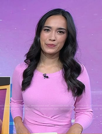 Emilie’s pink ribbed dress on Today