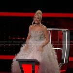 Gwen Stefani’s feather dress on The Voice