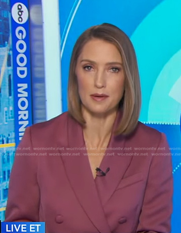 Kayna Whitworth’s pink double breasted blazer on Good Morning America