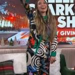 Lauren Daigle’s abstract print shirt and pants on The Kelly Clarkson Show