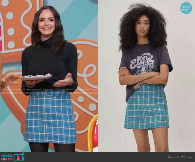 Nasty Gal Check Wool Blend Mini Skirt worn by Ashley Holt on Good Morning America