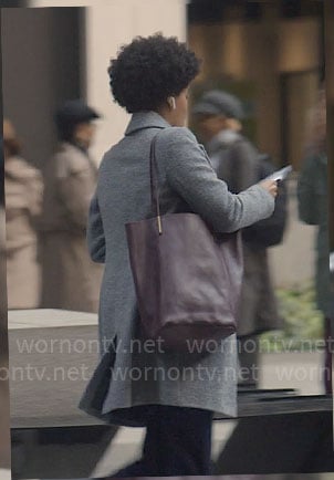 Nella's purple leather tote bag on The Other Black Girl