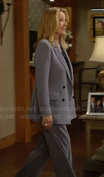 Nikki's grey suit on The Young and the Restless