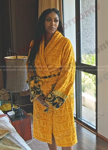 Porsha's yellow bath robe on The Real Housewives Ultimate Girls Trip