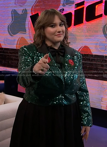 Ruby Leigh's green sequin cropped blazer on The Voice