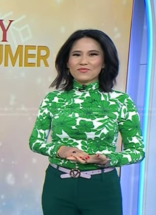 Vicky’s green floral turtleneck top on Today