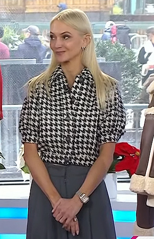 Zanna Roberts Rassi’s houndstooth cropped jacket on Today