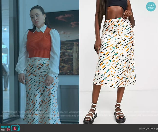 Monki Midi skirt in all over print worn by Mariana Foster (Cierra Ramirez) on Good Trouble