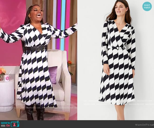 Ann Taylor Geo Wrap Midi Dress worn by Sherri Shepherd on Sherri