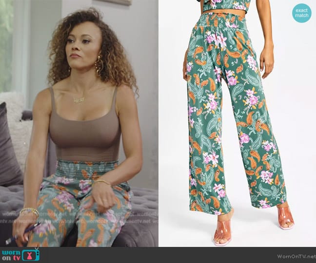 Bar III Floral-Print Wide-Leg Pull-On Pants worn by Ashley Darby on The Real Housewives of Potomac