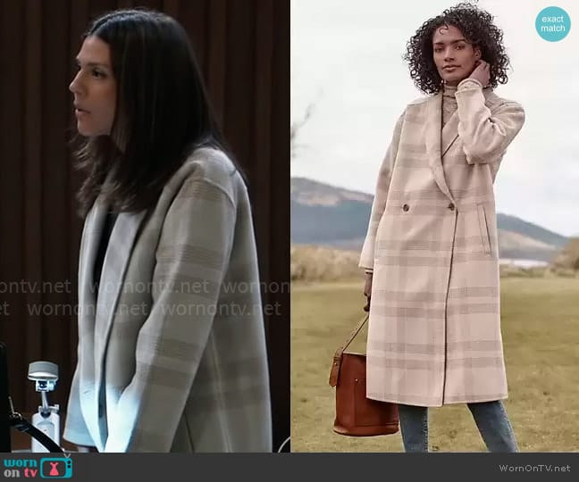 Garnet Hill Unlined Wool-Blend Cocoon Coat in Sandshell Plaid worn by Kristina Corinthos-Davis (Kate Mansi) on General Hospital