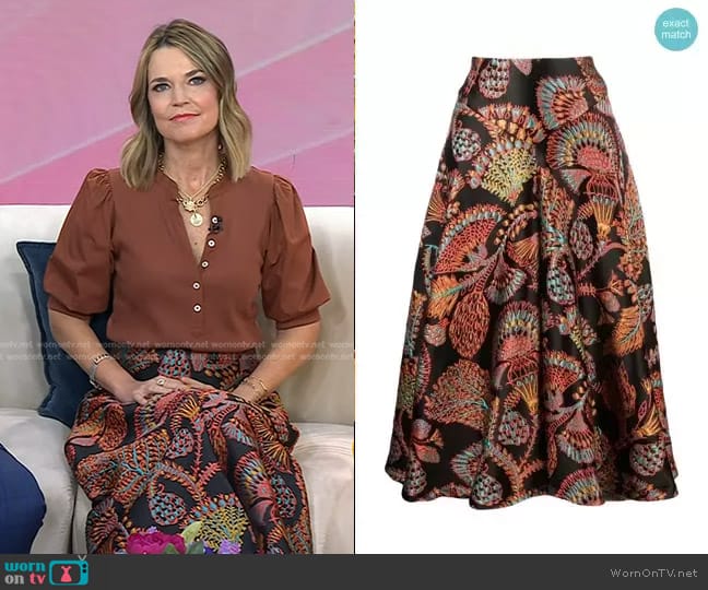 WornOnTV: Savannah’s brown puff sleeve top and floral jacquard skirt on ...