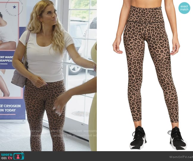 Nike High-Waisted Printed Leggings worn by Robyn Dixon on The Real Housewives of Potomac