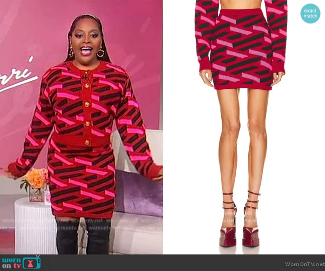 Versace La Greca Texture Mini Skirt worn by Sherri Shepherd on Sherri