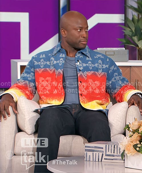 Akbar's printed shirt jacket on The Talk