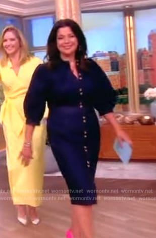 Ana’s puff sleeve denim dress on The View