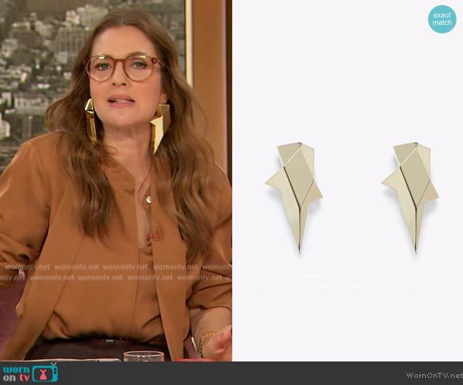 Area Star Stud Earrings worn by Drew Barrymore on The Drew Barrymore Show