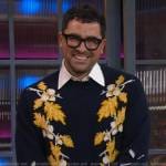 Dan Levy’s floral print sweater on The Kelly Clarkson Show