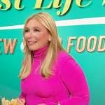 Dr. Kellyann Petrucci’s pink velvet top on Sherri