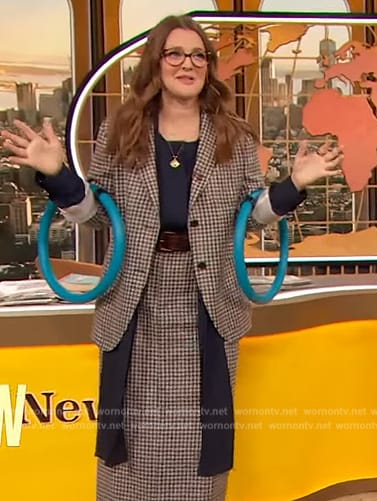 Drew’s check blazer and skirt on The Drew Barrymore Show