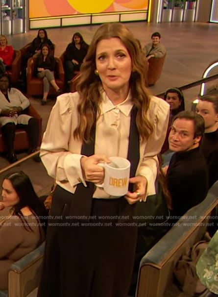 Drew’s white contrast tie neck blouse on The Drew Barrymore Show