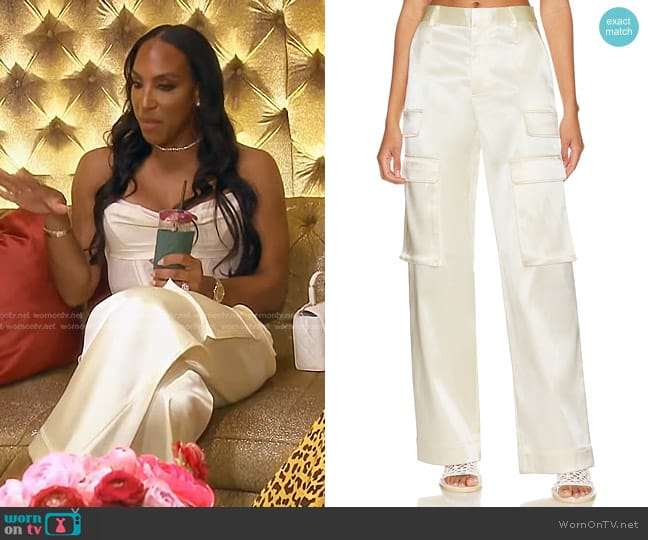 Frame Relaxed Straight Cargo worn by Annemarie Wiley on The Real Housewives of Beverly Hills