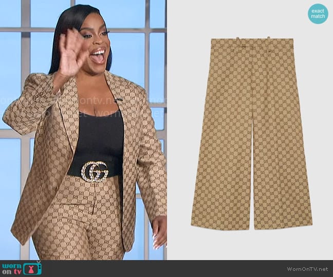 Gucci GG Canvas Pants worn by Niecy Nash on The Talk