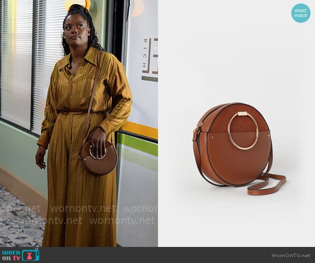 H&M Round Shoulder Bag worn by Sabrina Hollins (Novi Brown) on Tyler Perrys Sistas