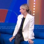 Jennifer’s white blazer on Good Morning America