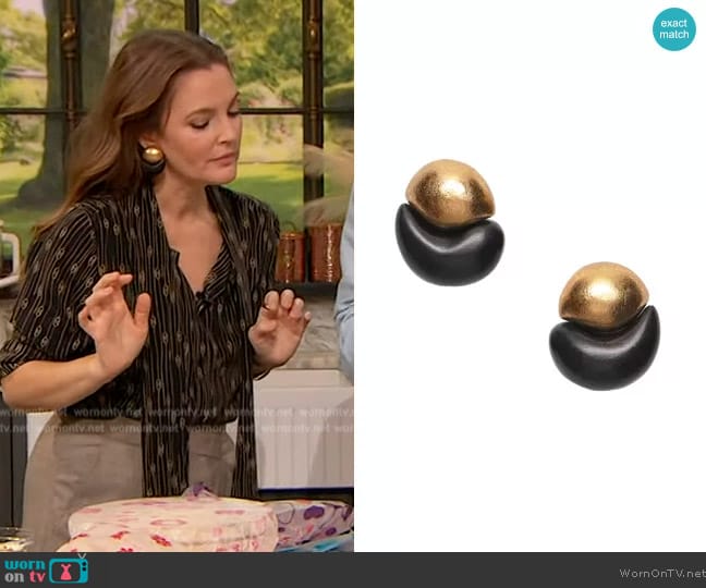 Jennifer Miller Wood Oval Clip on Earring worn by Drew Barrymore on The Drew Barrymore Show