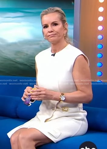 Jennifer’s white dress with safety pin on Good Morning America