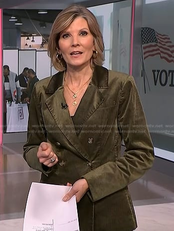 Kate's green corduroy blazer on NBC News Daily