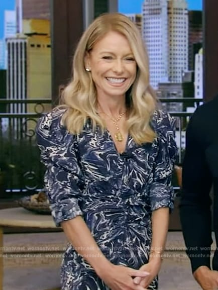 Kelly’s blue floral print ruched dress on Live with Kelly and Mark