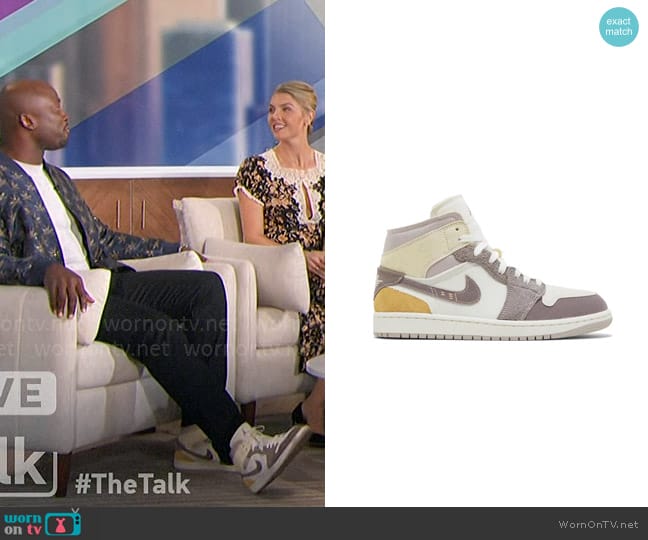 Nike Air Jordan 1 Mid SE Craft in Taupe Haze worn by Akbar Gbajabiamila on The Talk