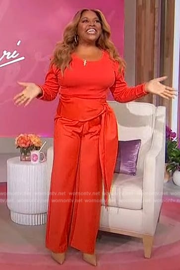 WornOnTV: Sherri’s red tie waist pants on Sherri | Sherri Shepherd ...