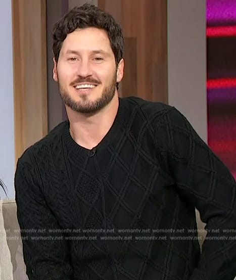 Val Chmerkovskiy’s black cable knit sweater on Sherri