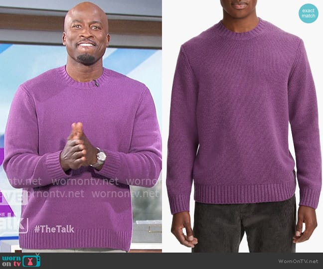 Vince Relaxed Fit Wool & Cashmere Sweater in Purple Stone worn by Akbar Gbajabiamila on The Talk