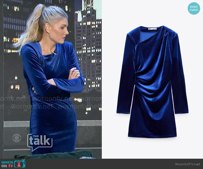 WornOnTV: Amanda’s blue velvet asymmetric neckline dress on The Talk ...