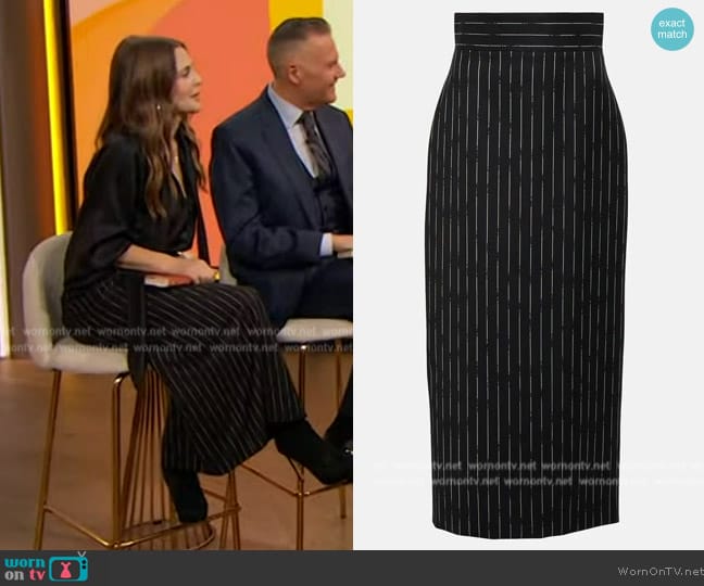 Drew’s black pinstripe skirt on The Drew Barrymore Show